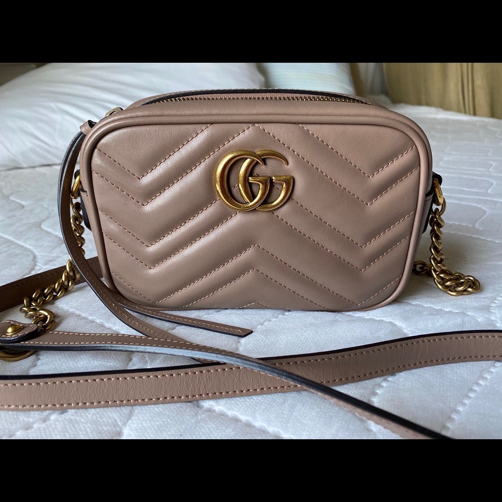 Gucci marmont mini bag - preloved